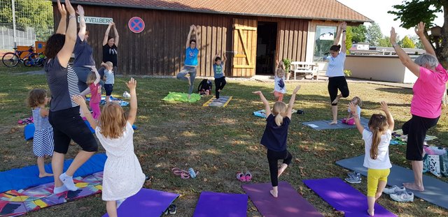 Eltern-Kind Yoga